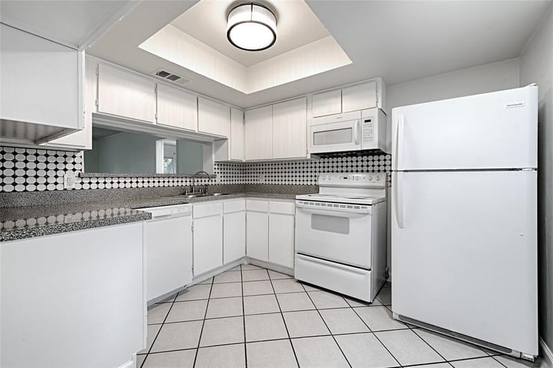 4561 N Oconnor # 1292, Irving TX 75062 - Photo 3