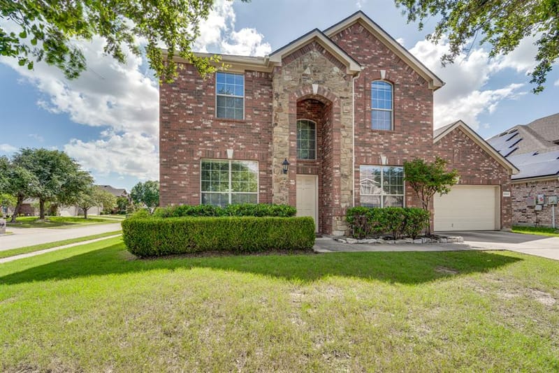 3003 Oak Briar Lane, Grand Prairie TX 75052
