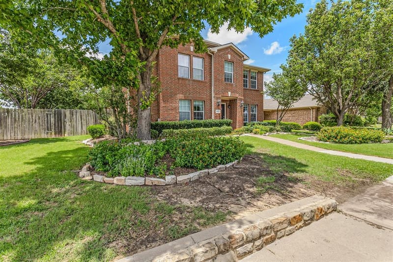 2177 Lone Pecan Drive, Mesquite TX 75181