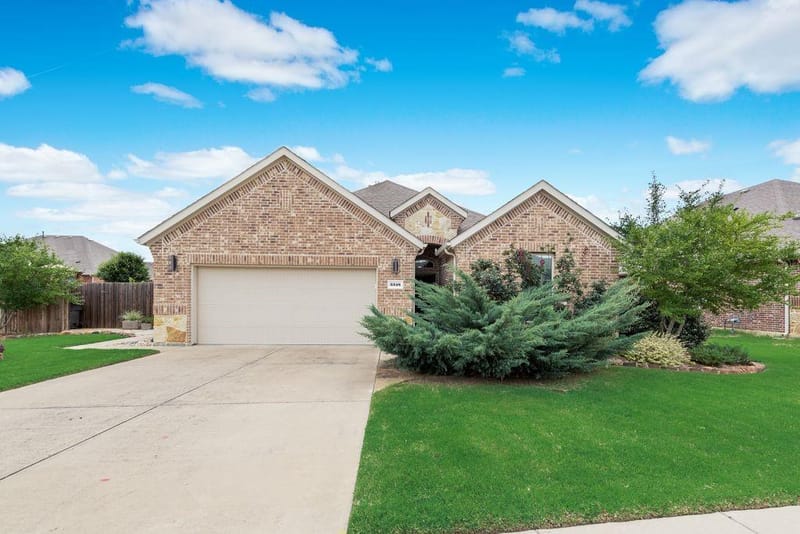 3318 Rosewood Lane, Sachse TX 75048 - Photo 2