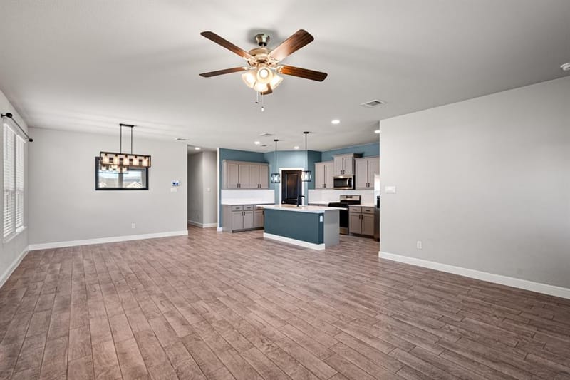 179 Dogwood Avenue, Rhome TX 76078 - Photo 9