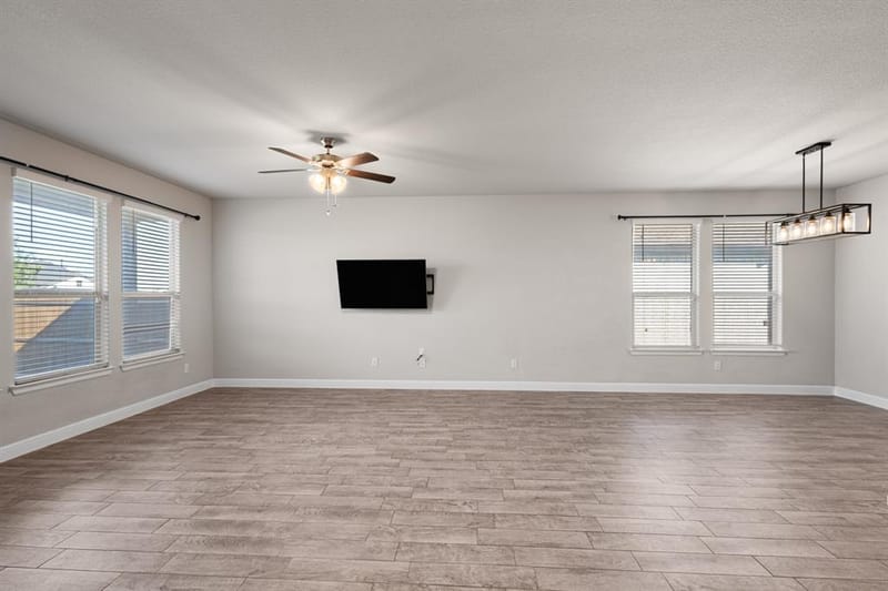 179 Dogwood Avenue, Rhome TX 76078 - Photo 11