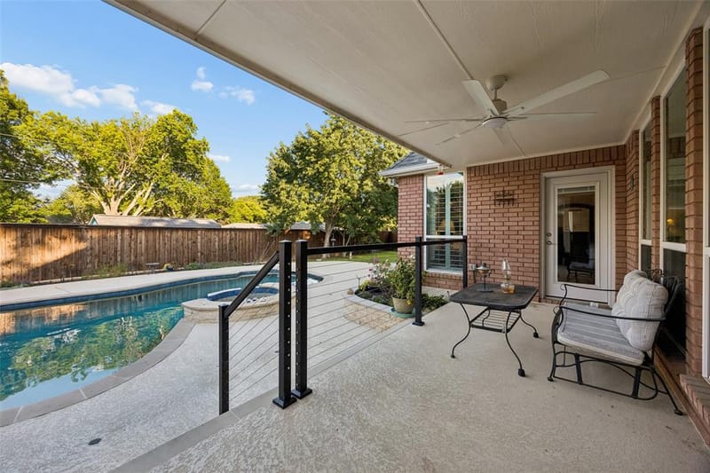 5617 Hunterwood Lane, Arlington TX 76017 - Photo 5