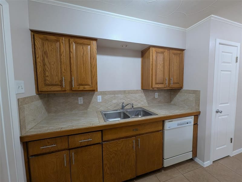 1305 Glenville Drive, Garland TX 75042 - Photo 4