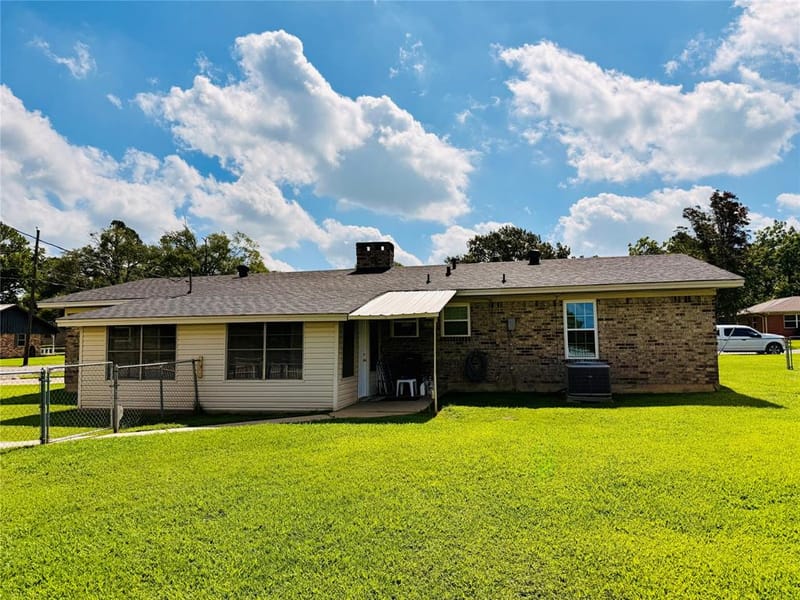 100 Vatra Street, Mount Vernon TX 75457 - Photo 10