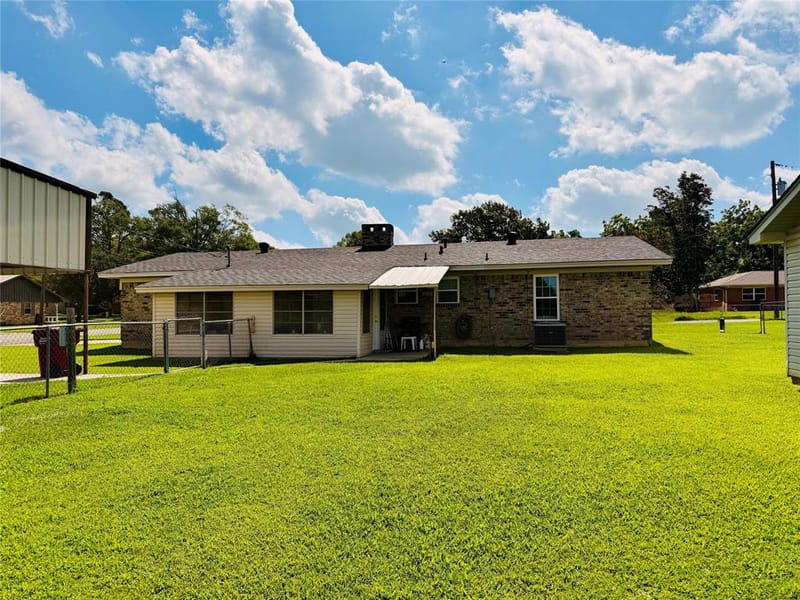 100 Vatra Street, Mount Vernon TX 75457 - Photo 11