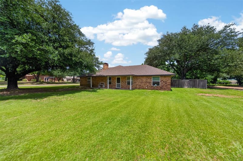709 S Oak Street, Van TX 75790 - Photo 4