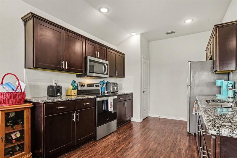 132 Willowbend Loop, Mabank TX 75147 - Photo 6