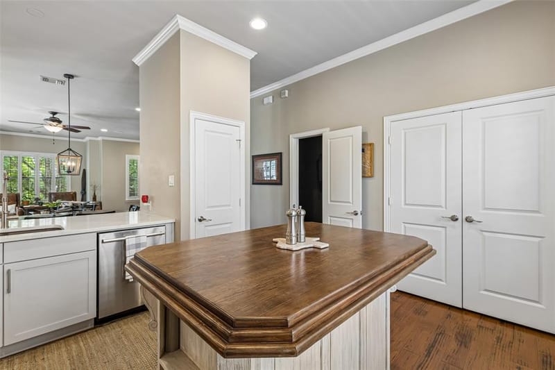 600 E Bluff Street, Fort Worth TX 76102 - Photo 10