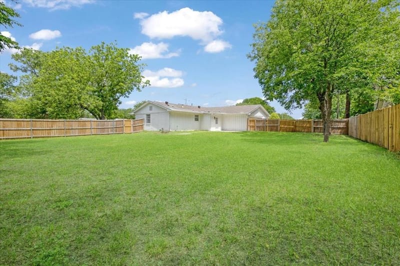 408 N Gowdy Street, Whitewright TX 75491 - Photo 27