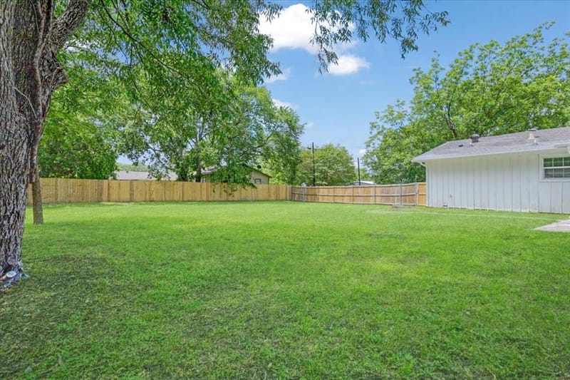 408 N Gowdy Street, Whitewright TX 75491 - Photo 26