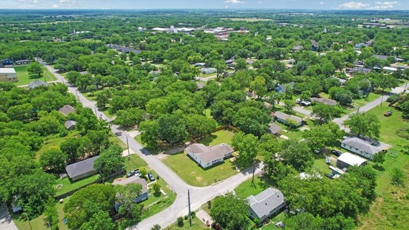 408 N Gowdy Street, Whitewright TX 75491 - Photo 36