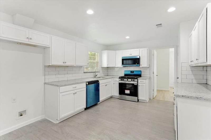 408 N Gowdy Street, Whitewright TX 75491 - Photo 10