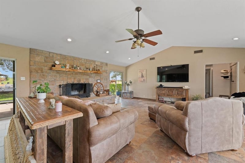 3001 E Fm 4, Cleburne TX 76031 - Photo 9