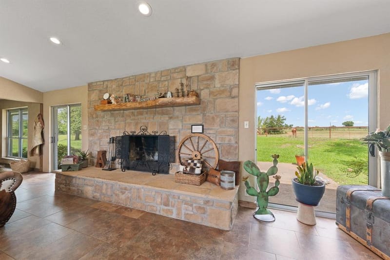 3001 E Fm 4, Cleburne TX 76031 - Photo 11