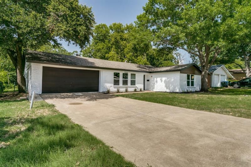 3504 Westfield Avenue, Fort Worth TX 76133 - Photo 2