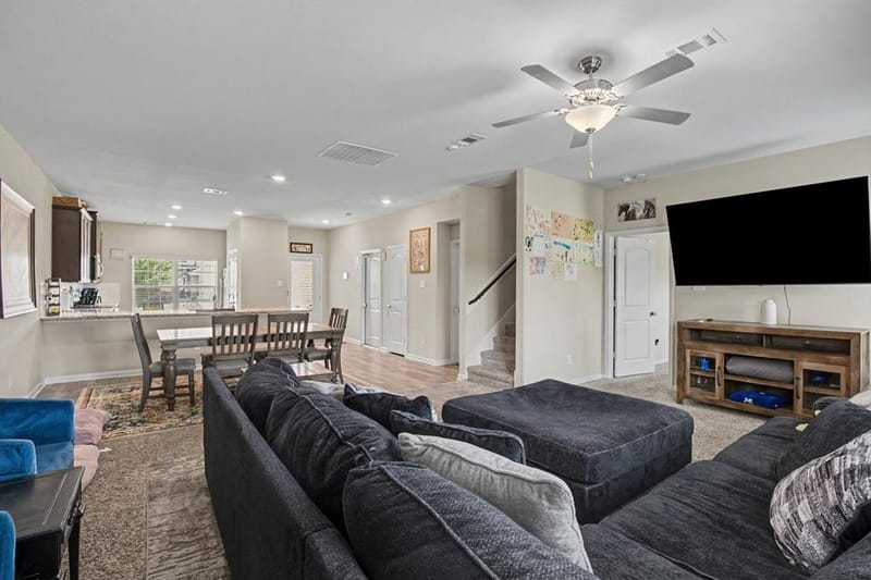 304 Lowery Oaks Trail, Fort Worth TX 76120 - Photo 8