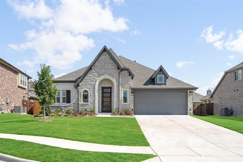 916 Greenleaf Court, Anna TX 75409