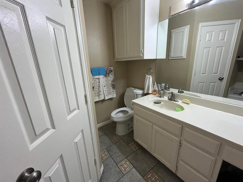 747 E 6th Street, Krum TX 76249 - Photo 16