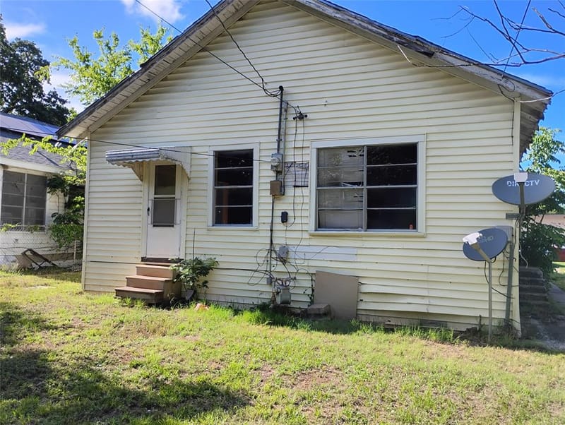 728 W Elm Street, Denison TX 75020 - Photo 5