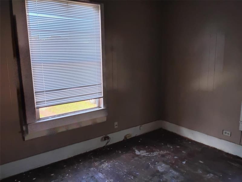 728 W Elm Street, Denison TX 75020 - Photo 9