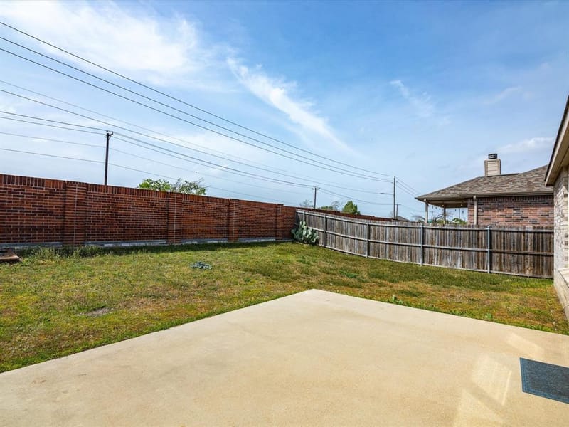 8213 Wildwest Drive, Fort Worth TX 76131 - Photo 17