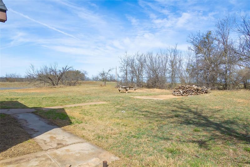 9224 Highway 279, Brownwood TX 76801 - Photo 22