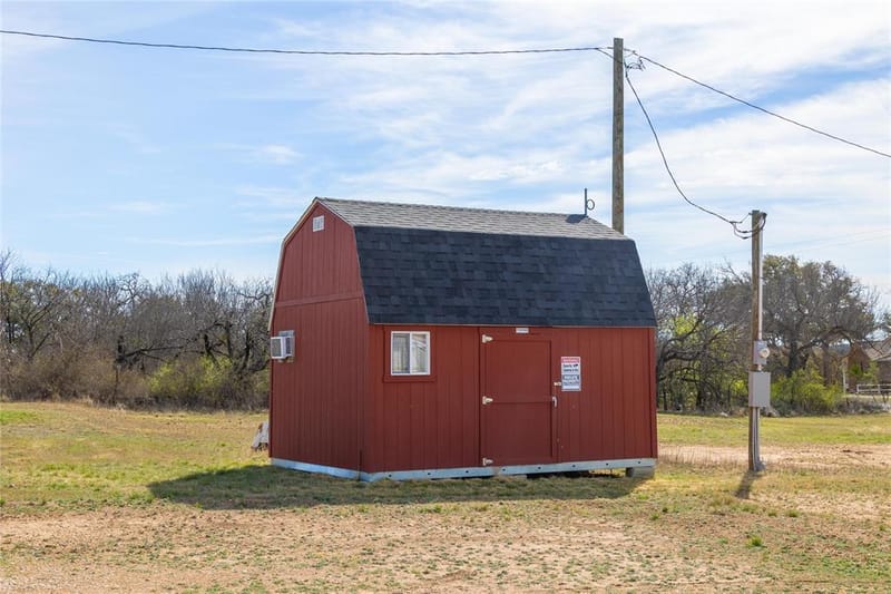 9224 Highway 279, Brownwood TX 76801 - Photo 32