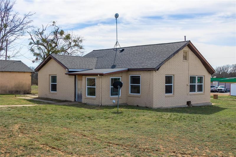 9224 Highway 279, Brownwood TX 76801 - Photo 20