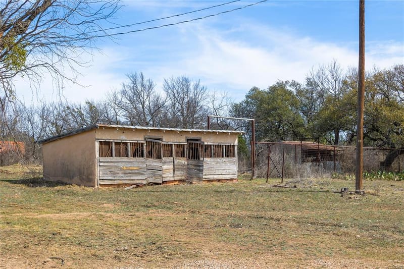 9224 Highway 279, Brownwood TX 76801 - Photo 30