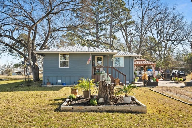 681 Briggs Boulevard, East Tawakoni TX 75472 - Photo 2