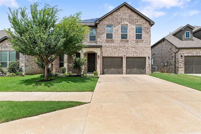 9008 Cattle Herd Drive, Fort Worth TX 76123 - Photo 2