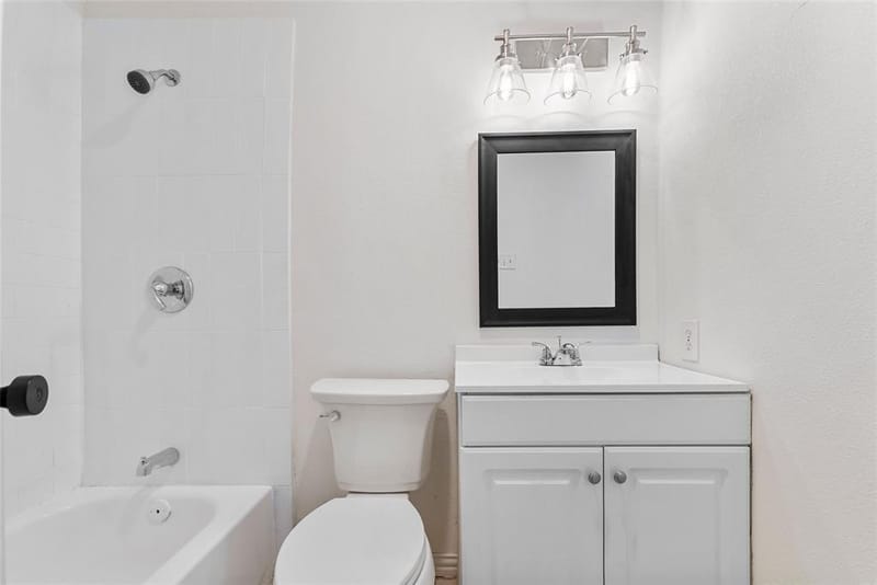 5202 Longhorn Trail, Garland TX 75043 - Photo 17