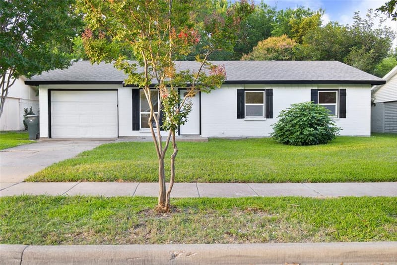 5202 Longhorn Trail, Garland TX 75043 - Photo 9
