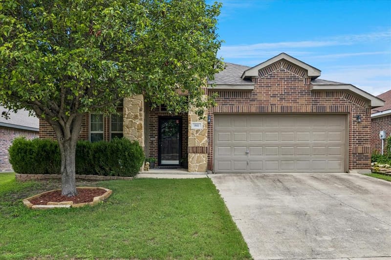 841 Reveille Road, Fort Worth TX 76108