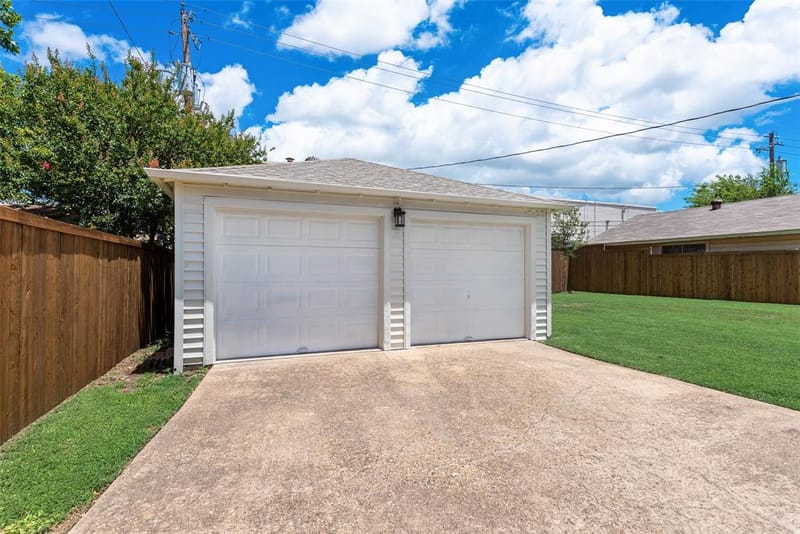 2523 San Medina Avenue, Dallas TX 75228 - Photo 34