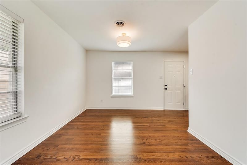 2523 San Medina Avenue, Dallas TX 75228 - Photo 8