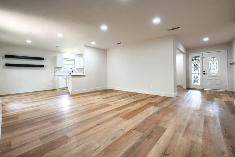 4049 Alicante Avenue, Fort Worth TX 76133 - Photo 8