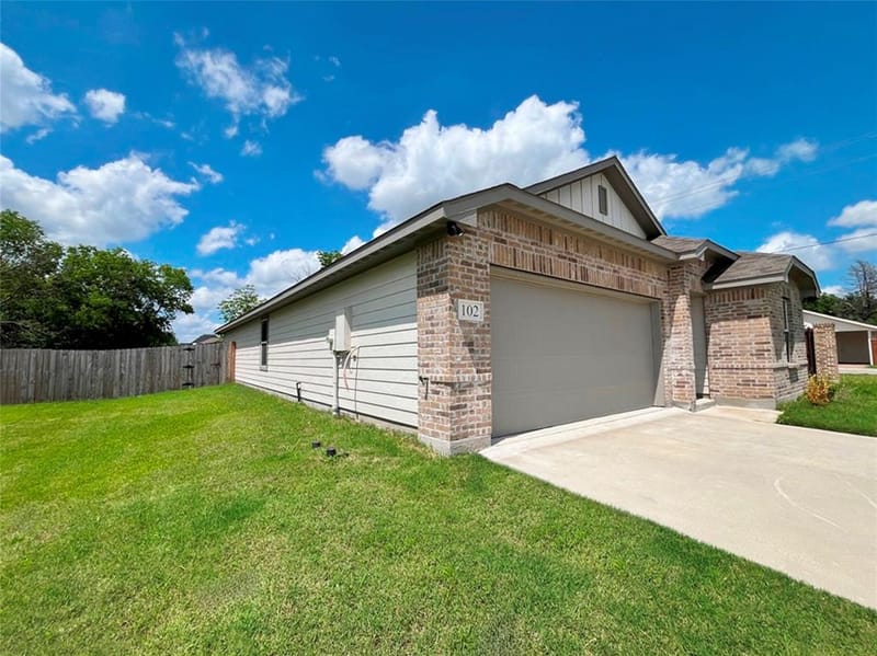 102 Doma Avenue, Greenville TX 75402 - Photo 2