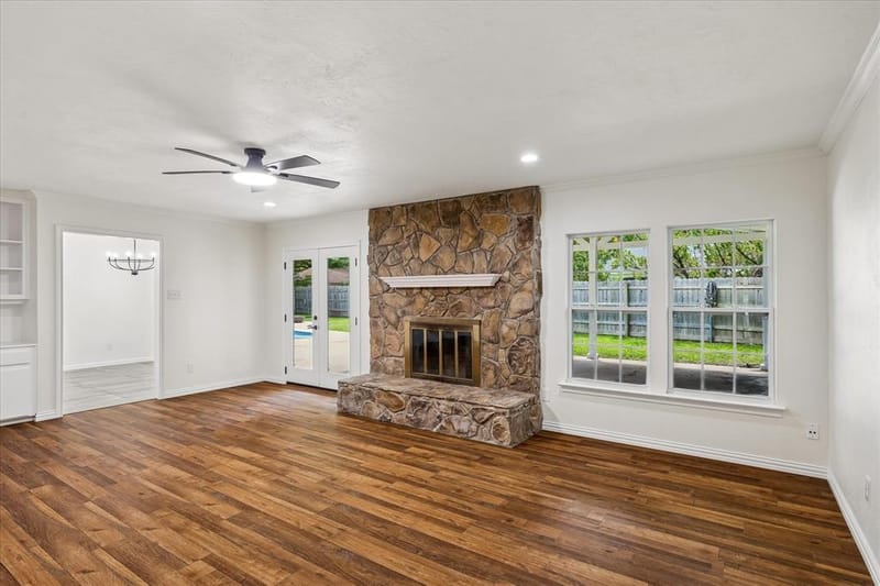 4113 Ridglea Country Club Drive, Benbrook TX 76126 - Photo 13