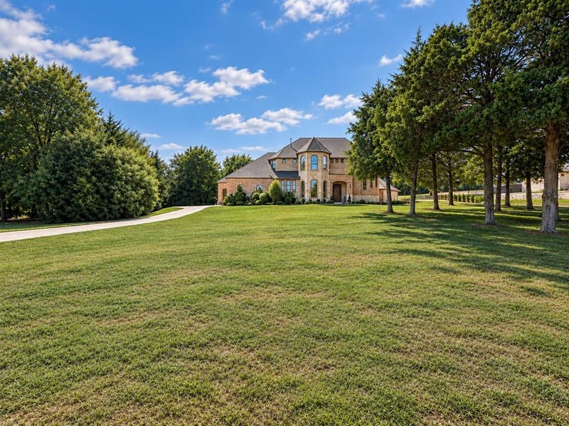 4598 Lake Breeze Drive, McKinney TX 75071 - Photo 3