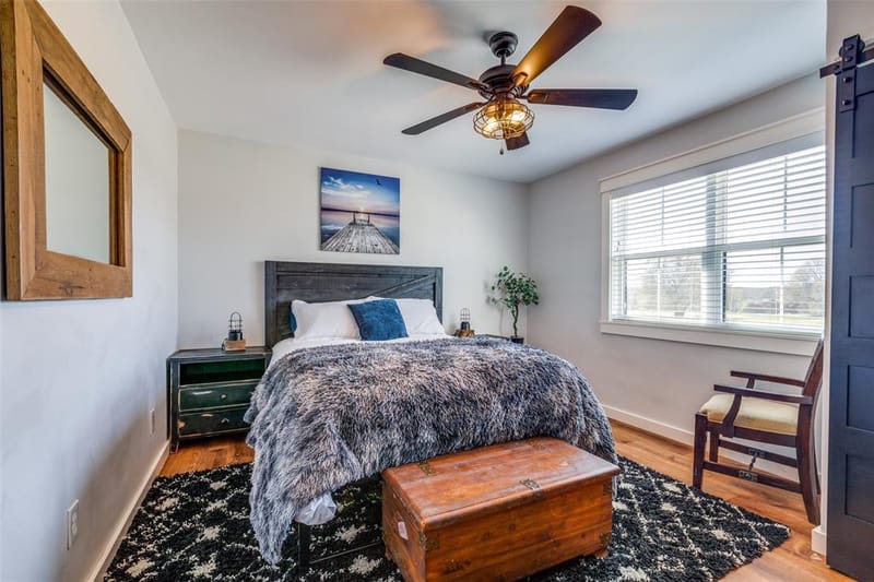 320 English Court, Springtown TX 76082 - Photo 48