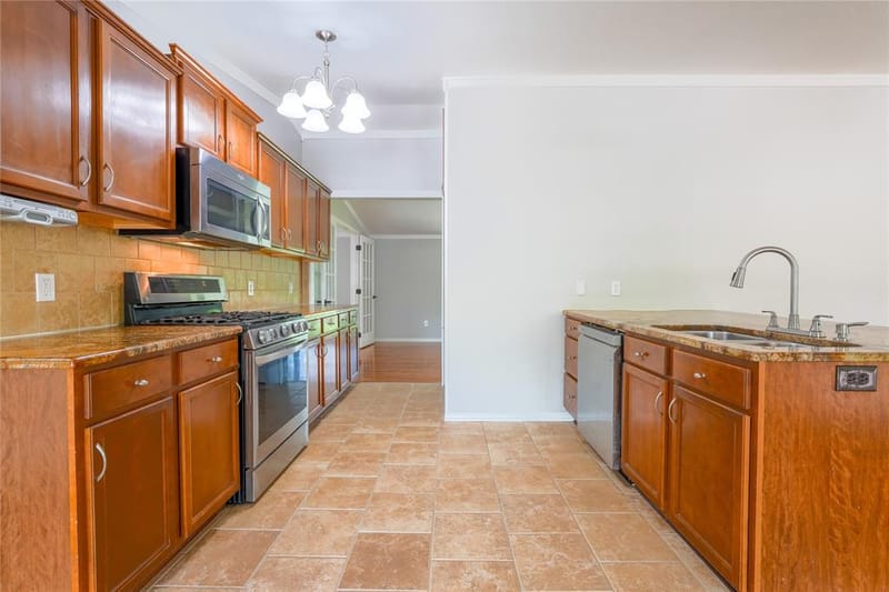 2708 Cedar Point Drive, Waco TX 76710 - Photo 12