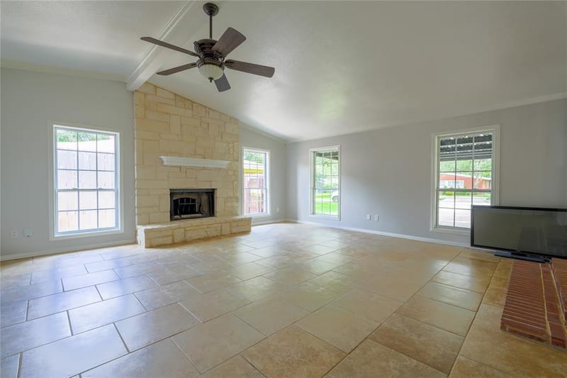 2708 Cedar Point Drive, Waco TX 76710 - Photo 9