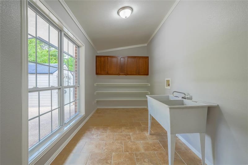 2708 Cedar Point Drive, Waco TX 76710 - Photo 24