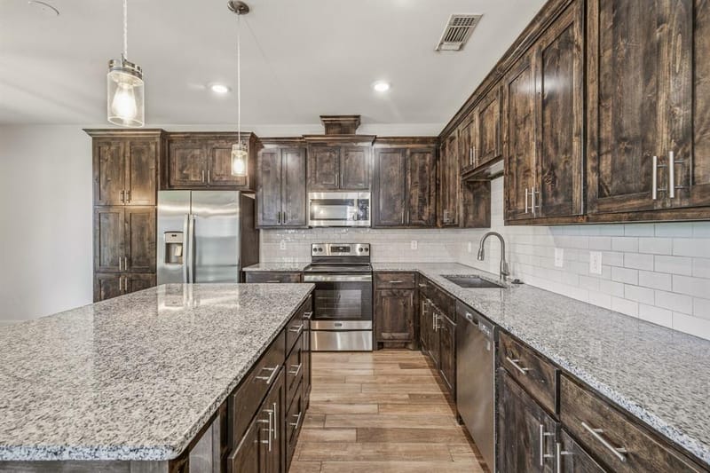 745 N Miller Avenue, Stephenville TX 76401 - Photo 13