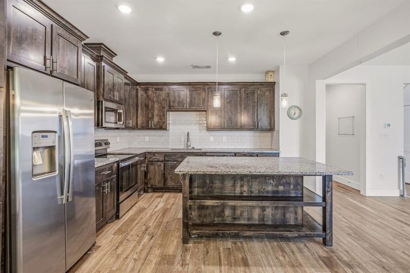 745 N Miller Avenue, Stephenville TX 76401 - Photo 12