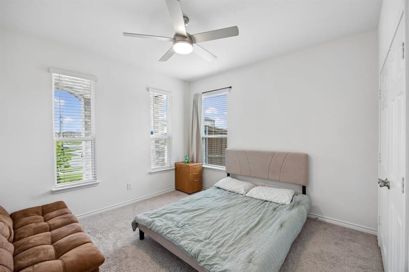 984 Brock Drive, Aubrey TX 76227 - Photo 18