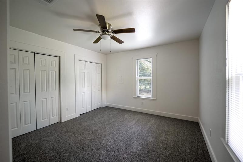 924 E Leuda Street, Fort Worth TX 76104 - Photo 18