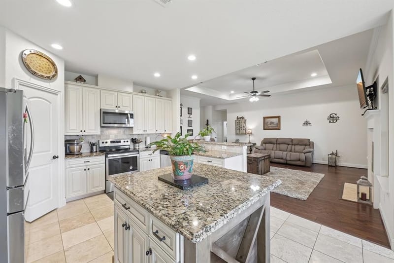 279 Marina Drive, Azle TX 76020 - Photo 10